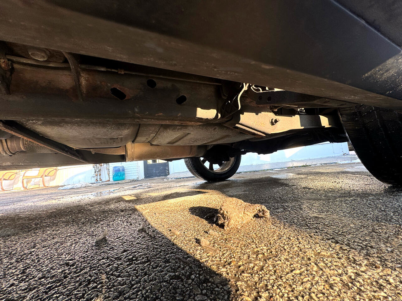 Used 2007 Cadillac Escalade AWD w/ Information Package image 24