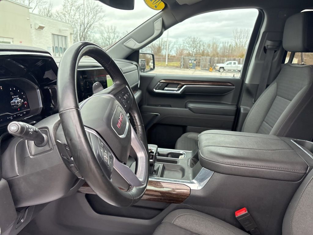 Used 2023 GMC Sierra 1500 Elevation image 30