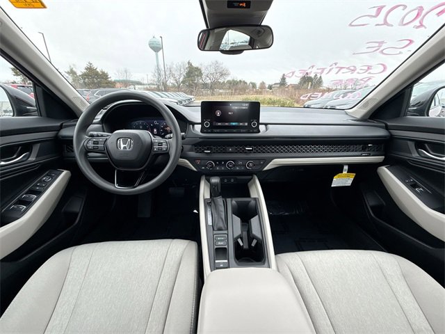 Certified 2025 Honda Accord SE image 23
