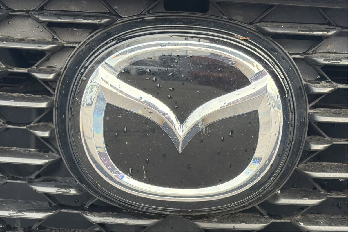 Used 2021 MAZDA MAZDA3 s image 16