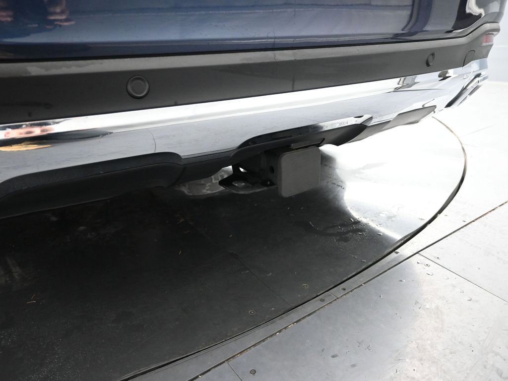 Used 2025 Mercedes-Benz GLS 450 4MATIC image 9