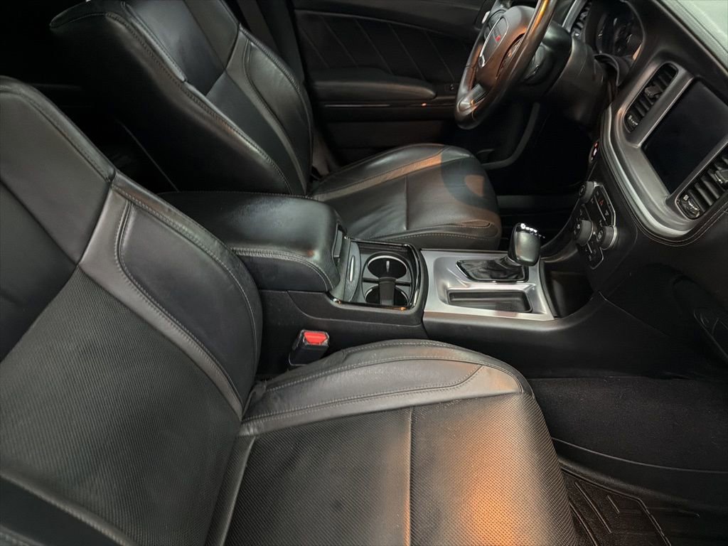 Used 2020 Dodge Charger SXT w/ Plus Group image 31