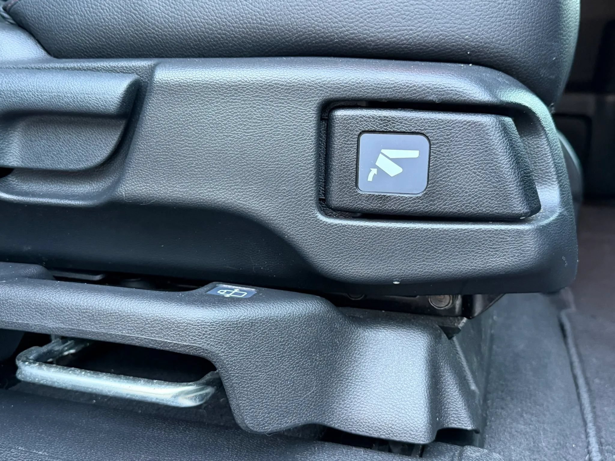 Used 2024 Honda Odyssey Sport image 39