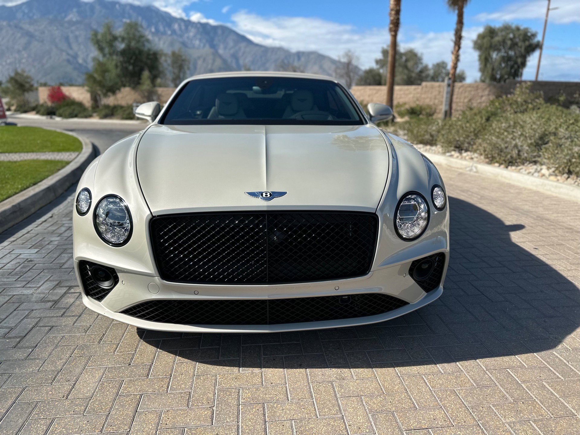 Used 2024 Bentley Continental GT V8 image 7