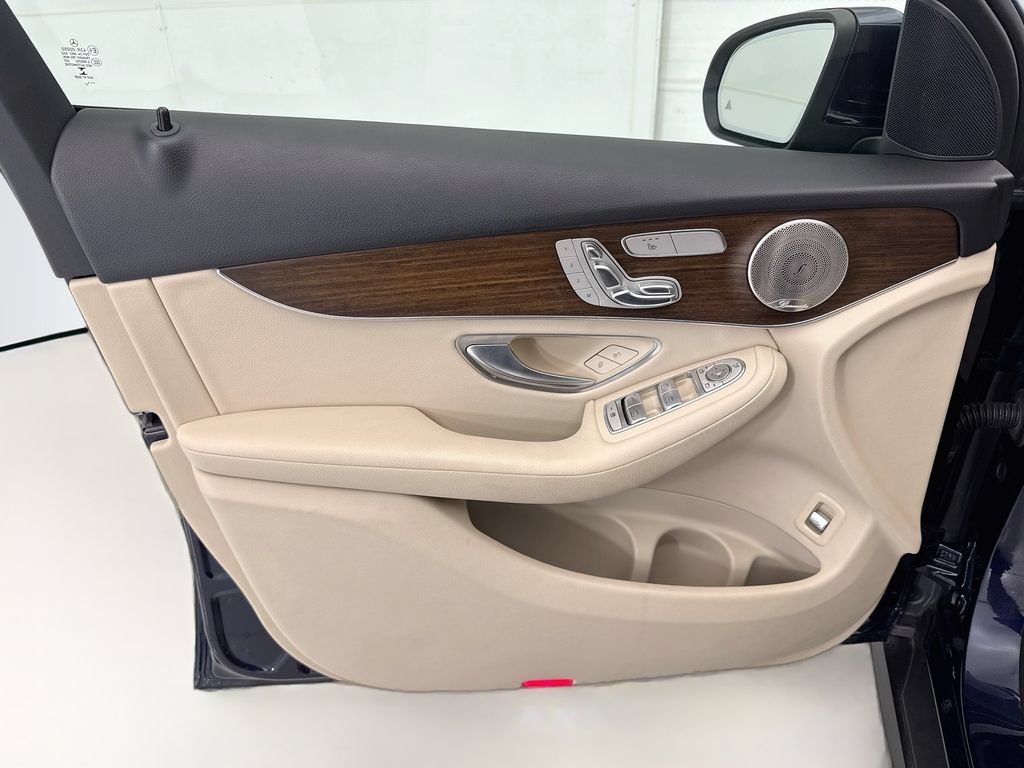 Certified 2021 Mercedes-Benz GLC 300 4MATIC image 23