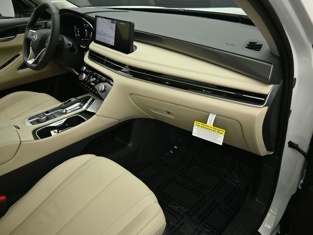 Certified 2025 INFINITI QX60 Luxe image 30