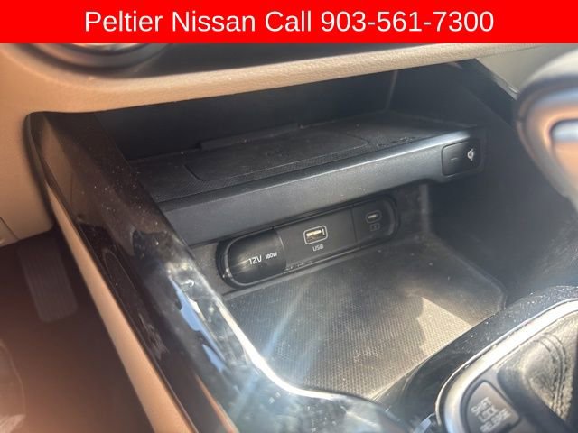 Used 2025 Kia Soul EX image 16