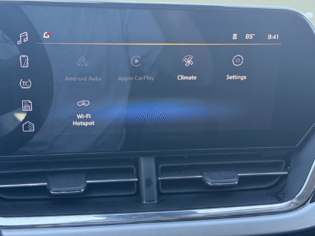 New 2026 Chevrolet Trax LT w/ Sunroof Package FWD image 34