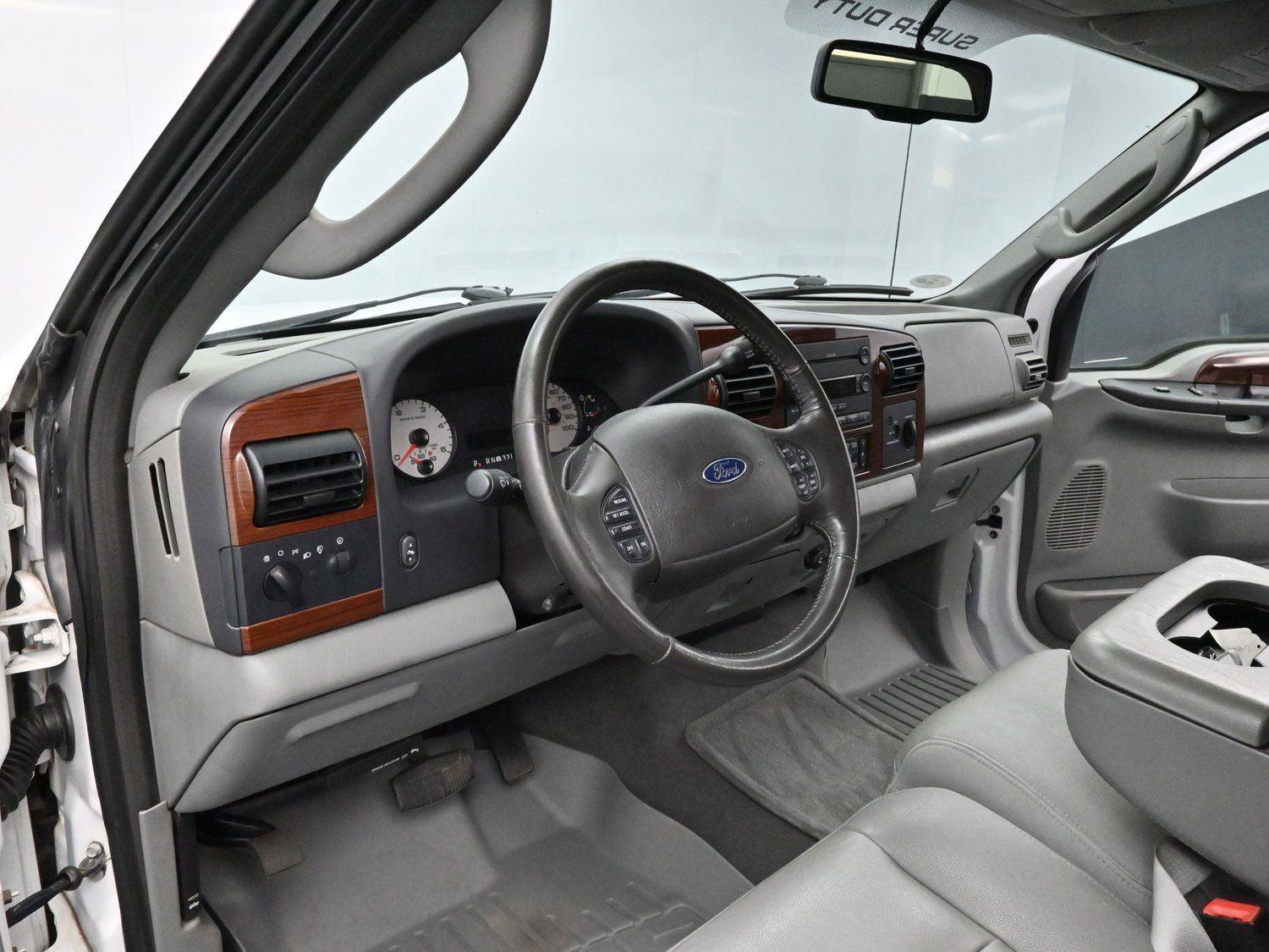 Used 2006 Ford F250 XLT image 10