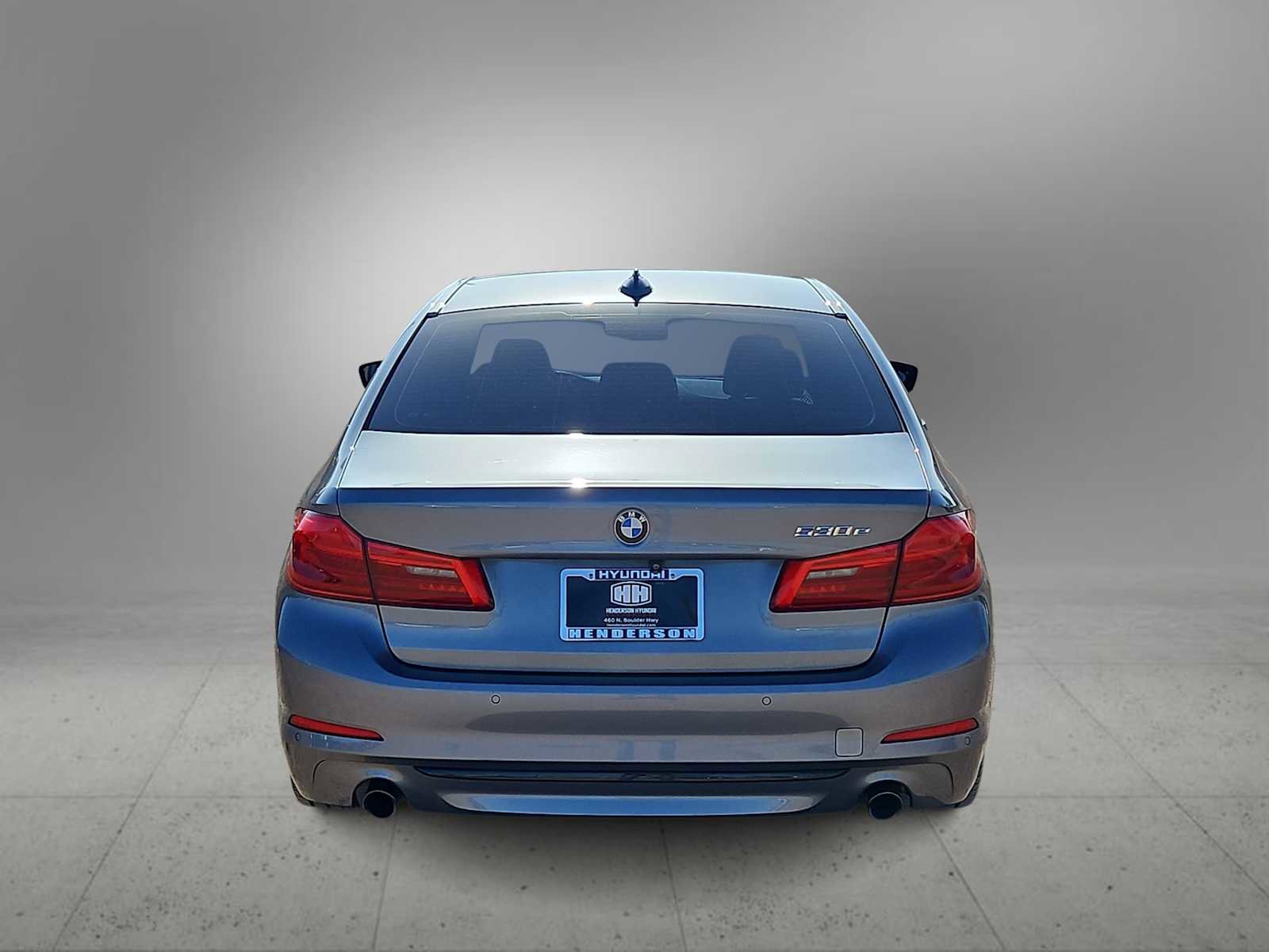 Used 2019 BMW 530e w/ Convenience Package image 7