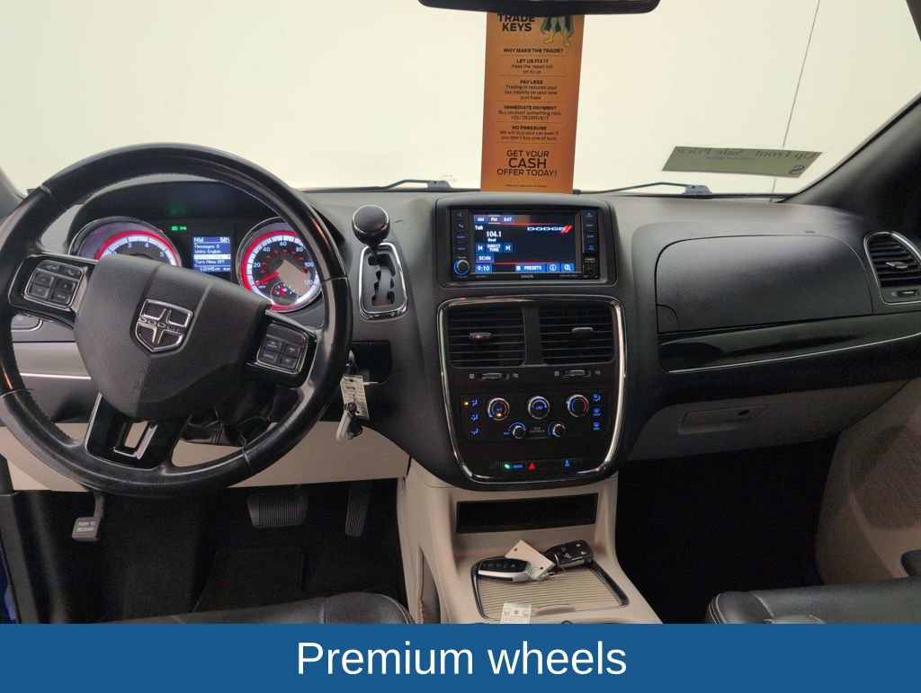 Used 2019 Dodge Grand Caravan SXT w/ Rear Park Assist Package image 7