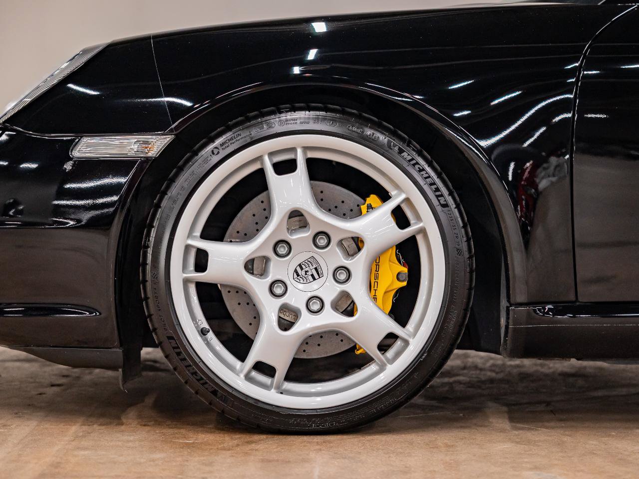 Used 2005 Porsche 911 Carrera S RWD image 27