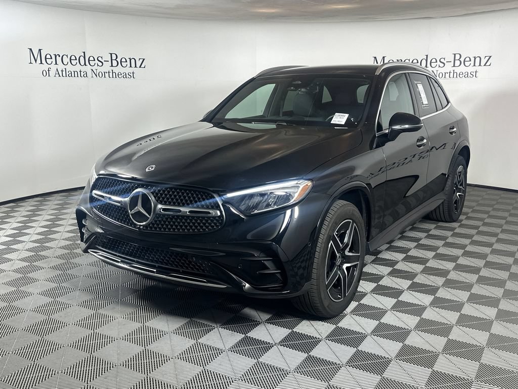 Certified 2026 Mercedes-Benz GLC 300 image 3