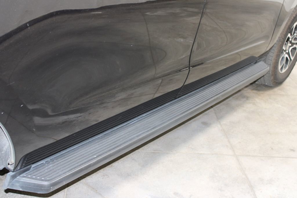 Used 2024 Ford Expedition Max XLT image 12