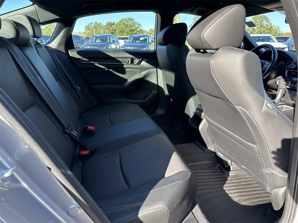 Used 2022 Honda Accord Sport image 9