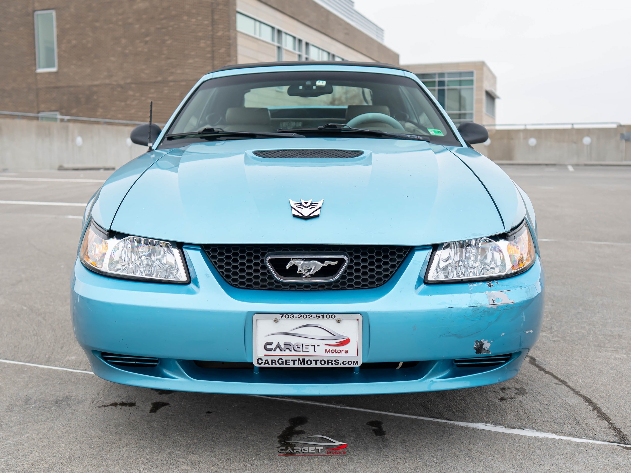 Used 1999 Ford Mustang Convertible RWD image 2