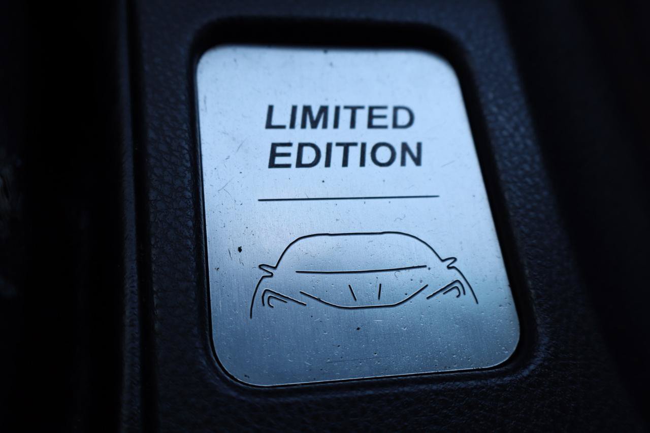 Used 2016 Subaru BRZ Premium RWD image 17