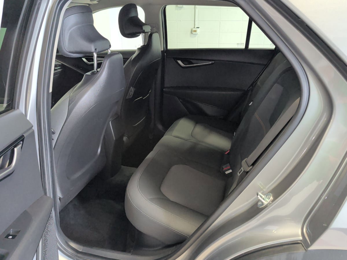 Used 2023 Kia Niro LX FWD image 10