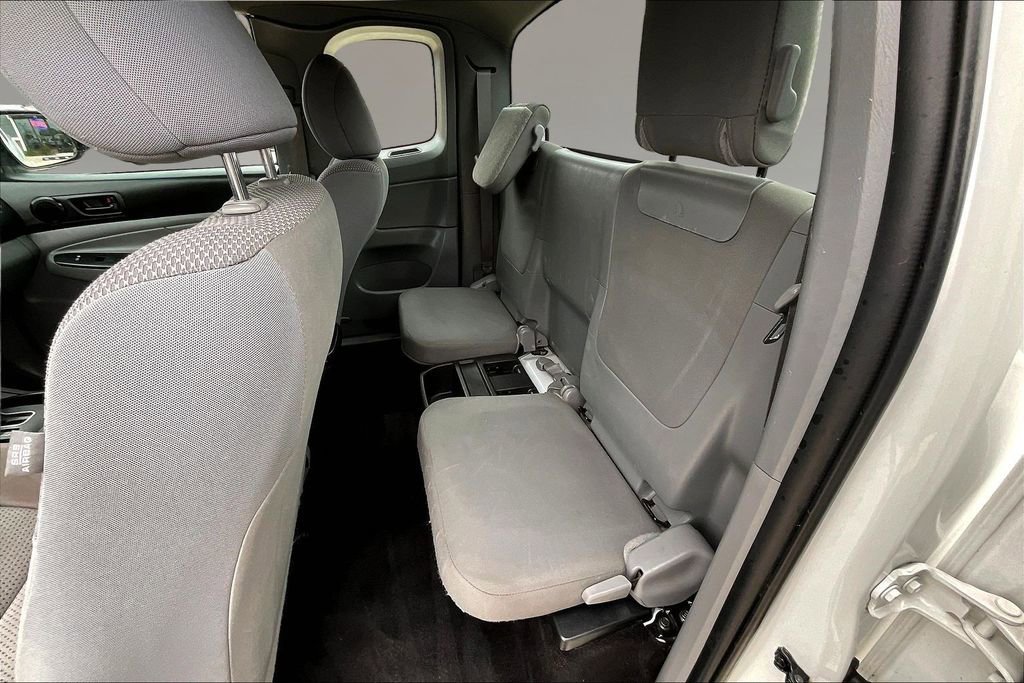 Used 2015 Toyota Tacoma 2WD Access Cab image 23