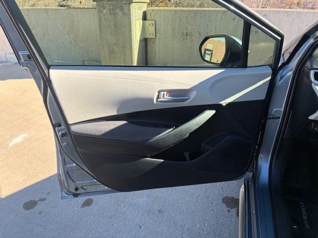 Used 2021 Toyota Corolla LE image 10