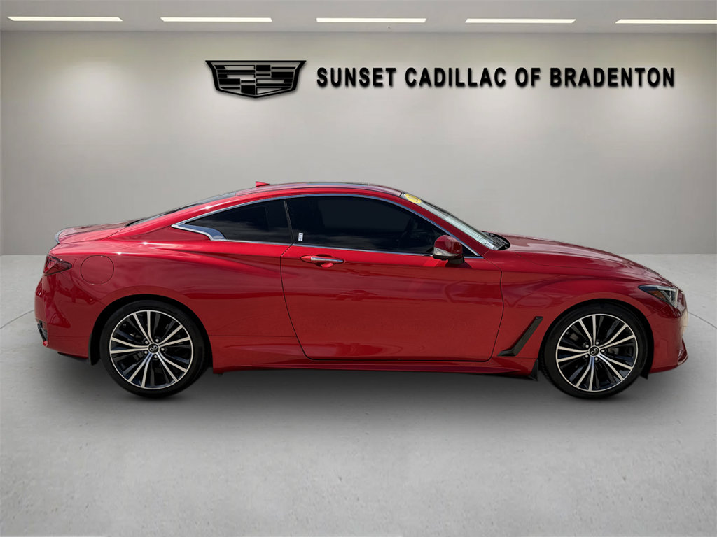 Used 2021 INFINITI Q60 3.0t Luxe w/ Essential Package RWD image 2