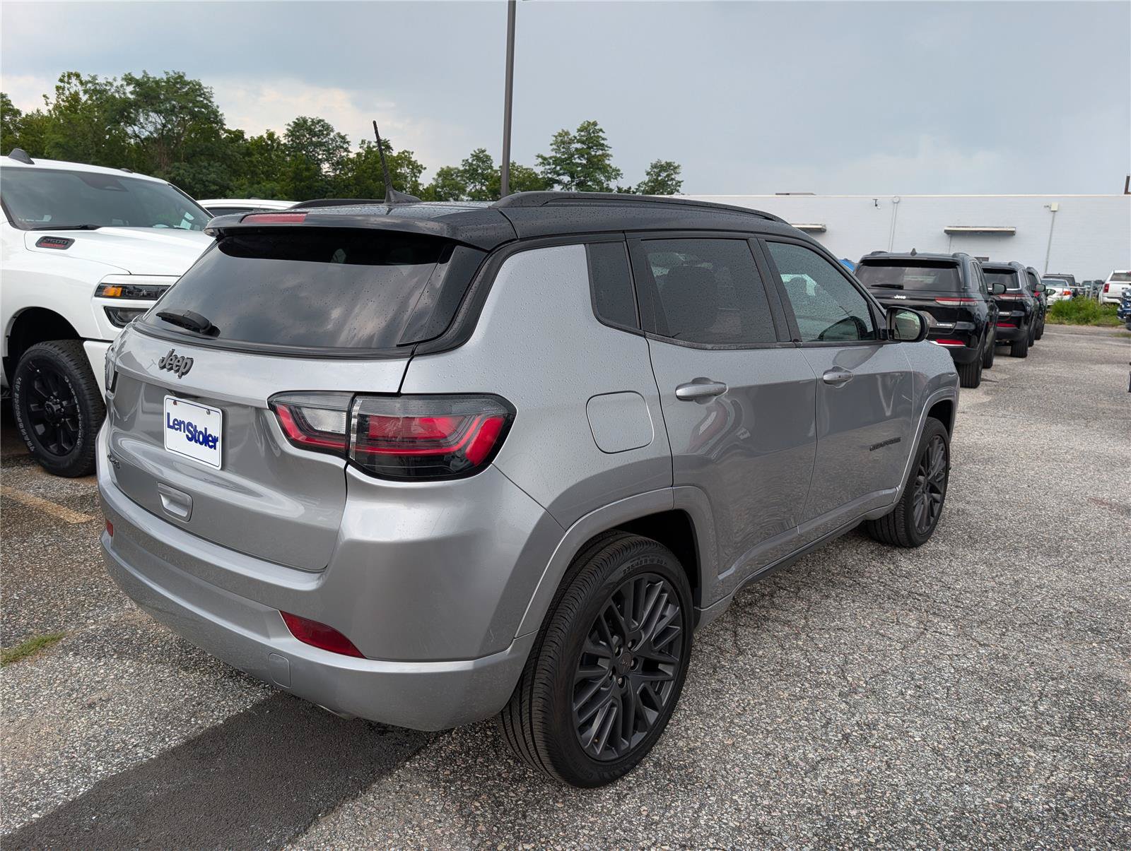 Used 2022 Jeep Compass High Altitude AWD/4WD image 5