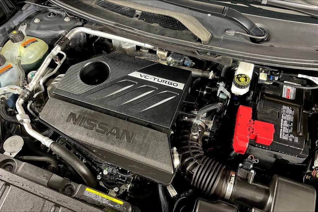 Used 2025 Nissan Rogue SV image 42