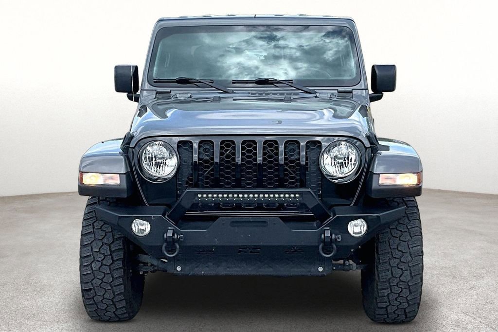 Used 2023 Jeep Gladiator Willys image 5