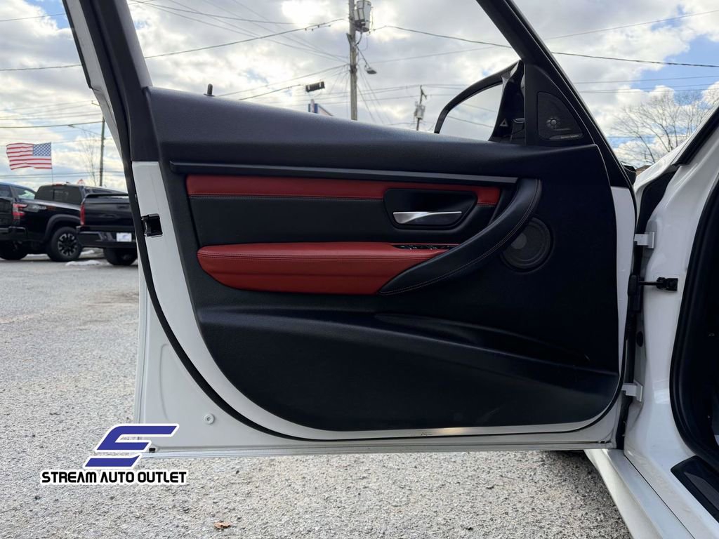 Used 2016 BMW M3 w/ Executive Package image 31