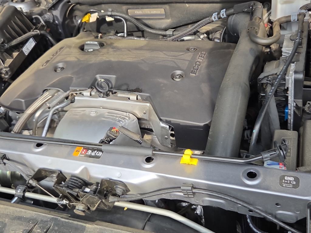 Used 2019 GMC Terrain Denali w/ Advanced Safety Package image 10