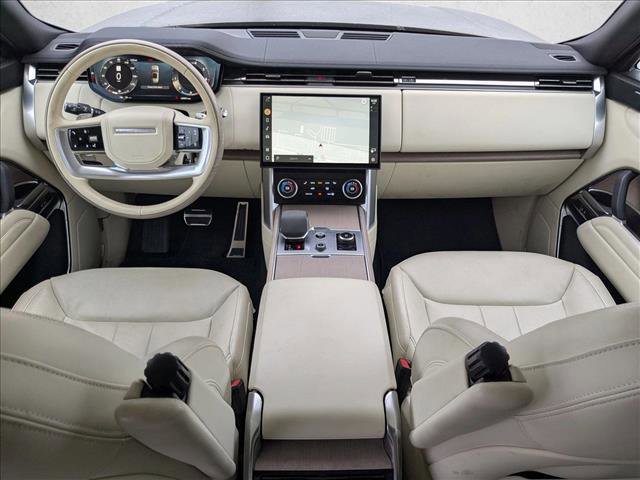 Certified 2023 Land Rover Range Rover SE image 14