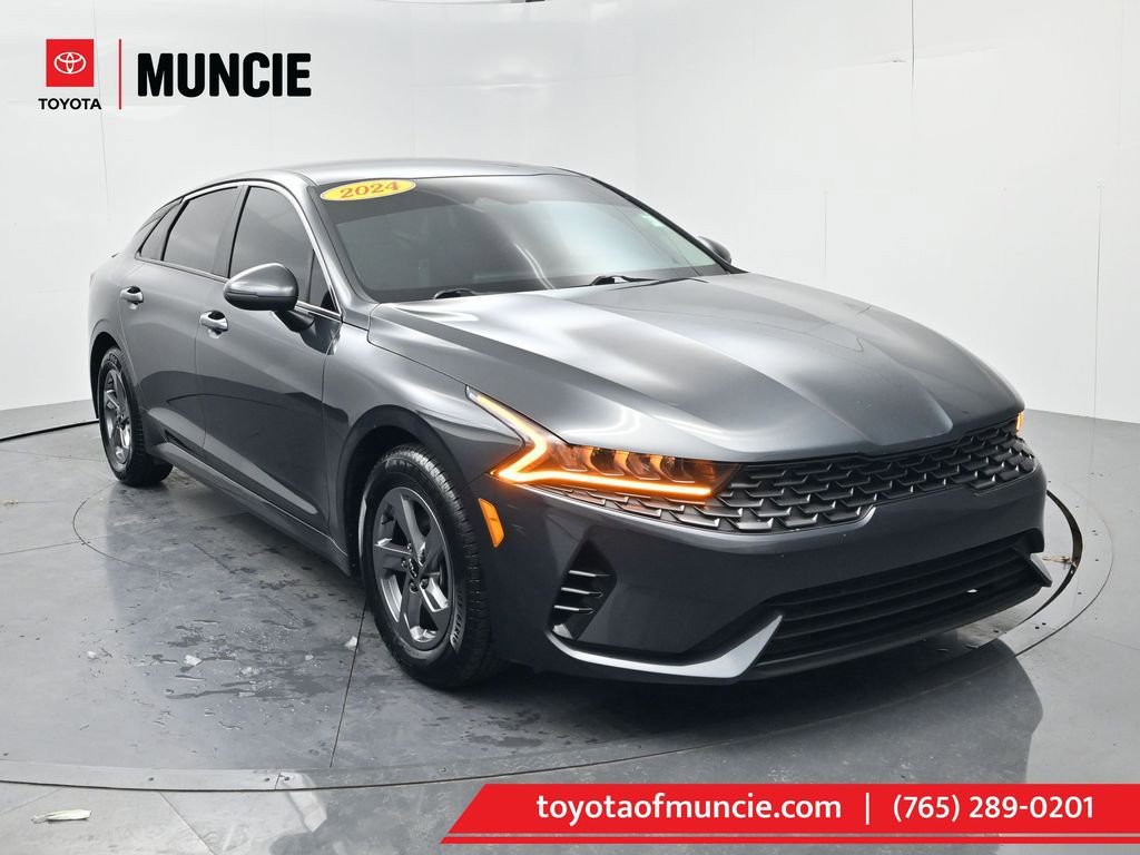 Used 2024 Kia K5 LXS image 1