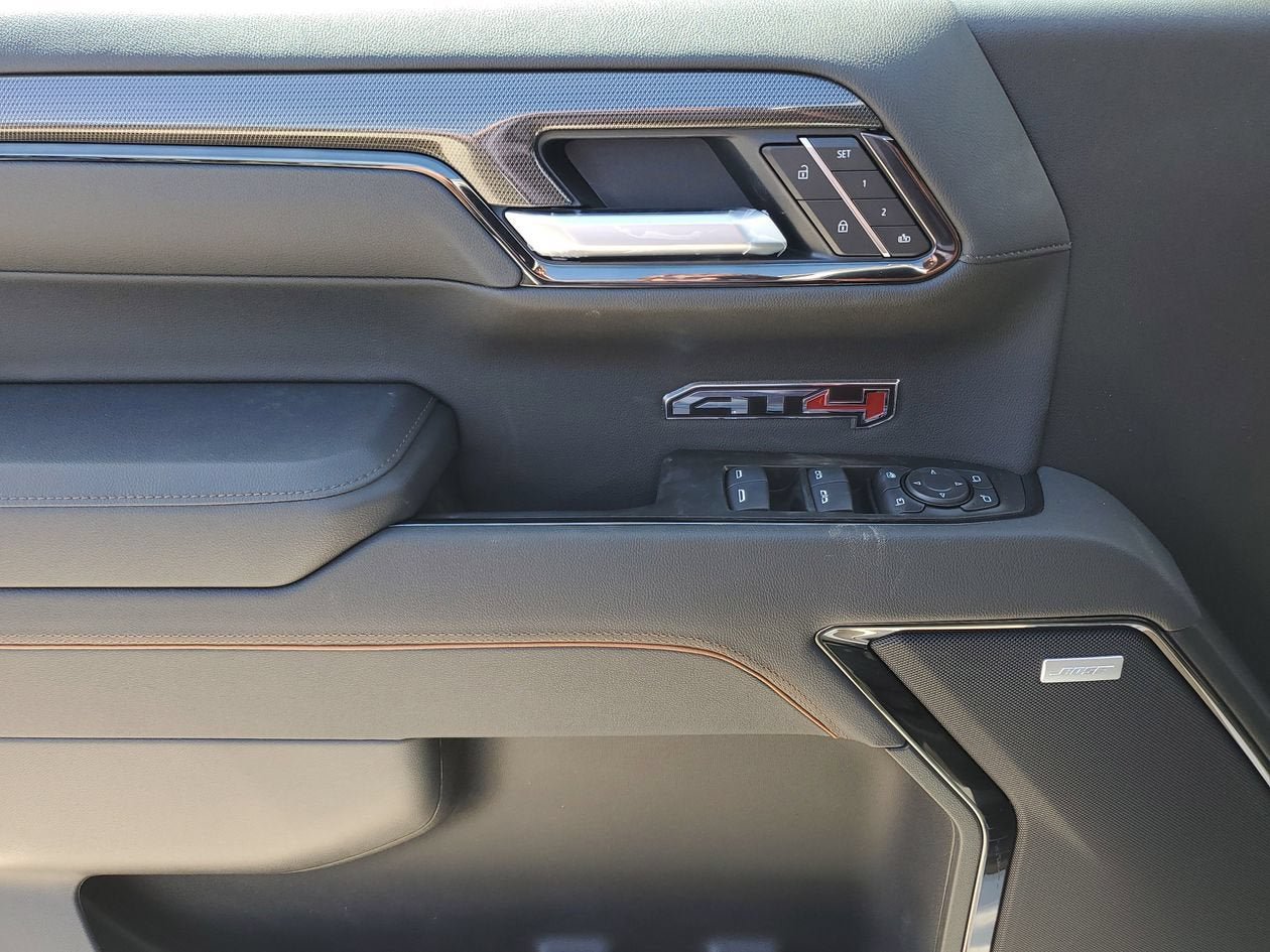 New 2026 GMC Sierra 1500 AT4 w/ AT4 Premium Package AWD/4WD image 18