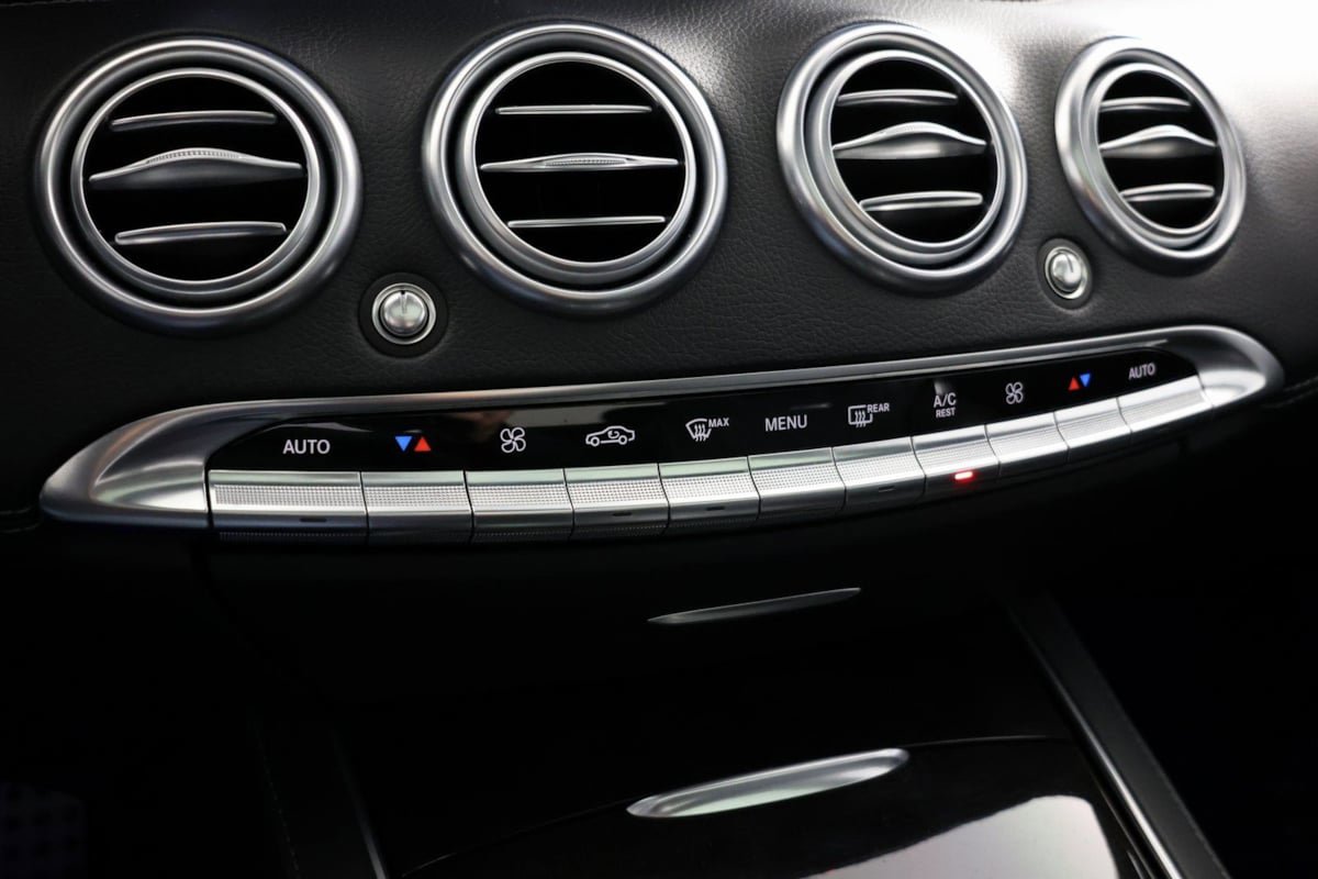 Used 2018 Mercedes-Benz S 63 AMG 4MATIC Coupe image 29