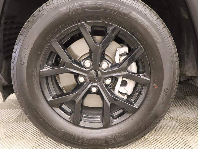 Used 2025 Jeep Grand Cherokee L Laredo AWD/4WD image 28