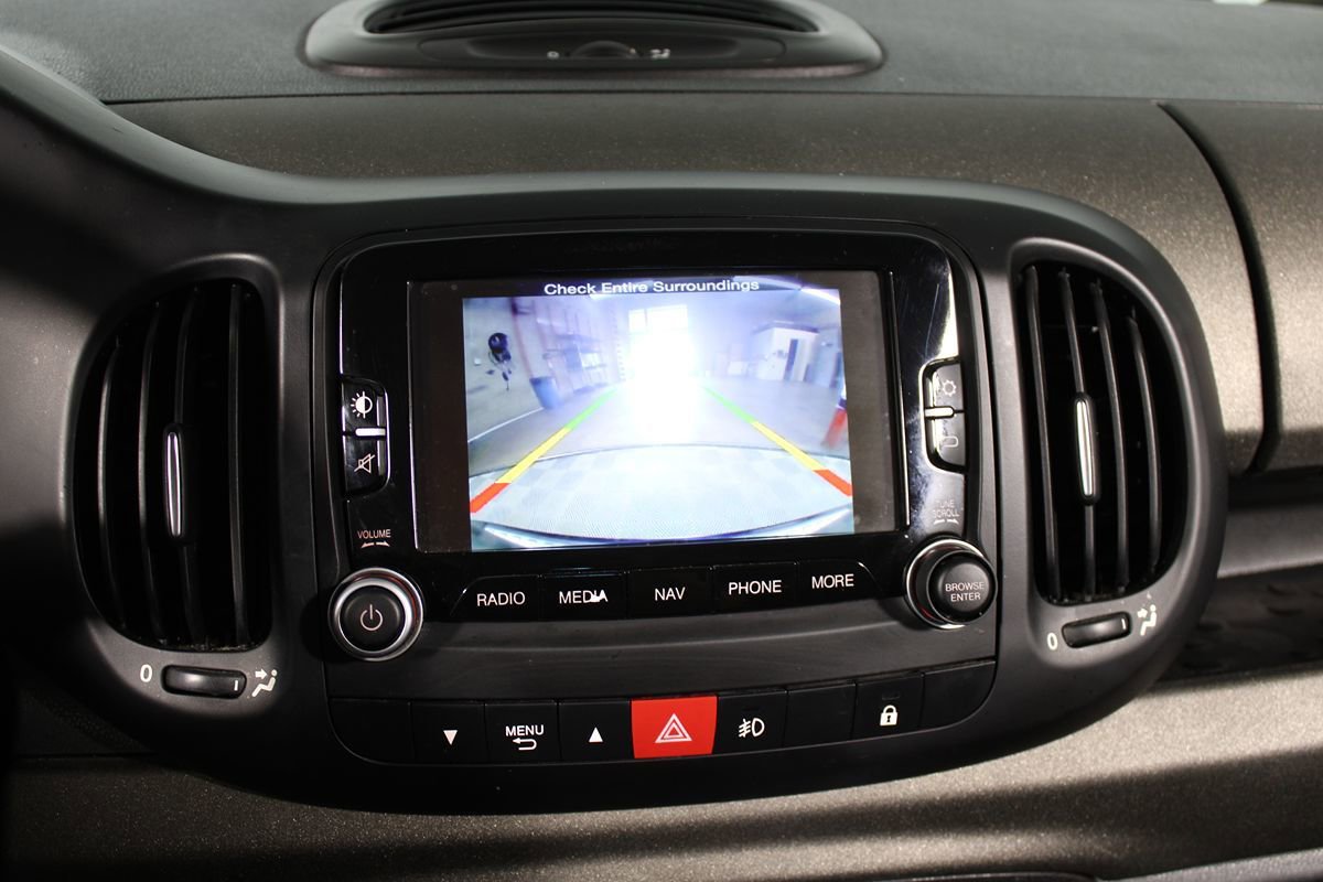 Used 2014 FIAT 500L Trekking FWD image 8