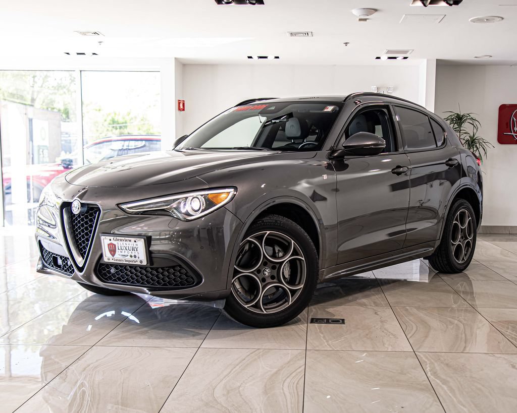 Used 2023 Alfa Romeo Stelvio Ti AWD/4WD image 1