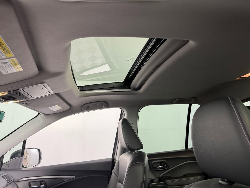 Used 2025 Honda Ridgeline RTL image 23