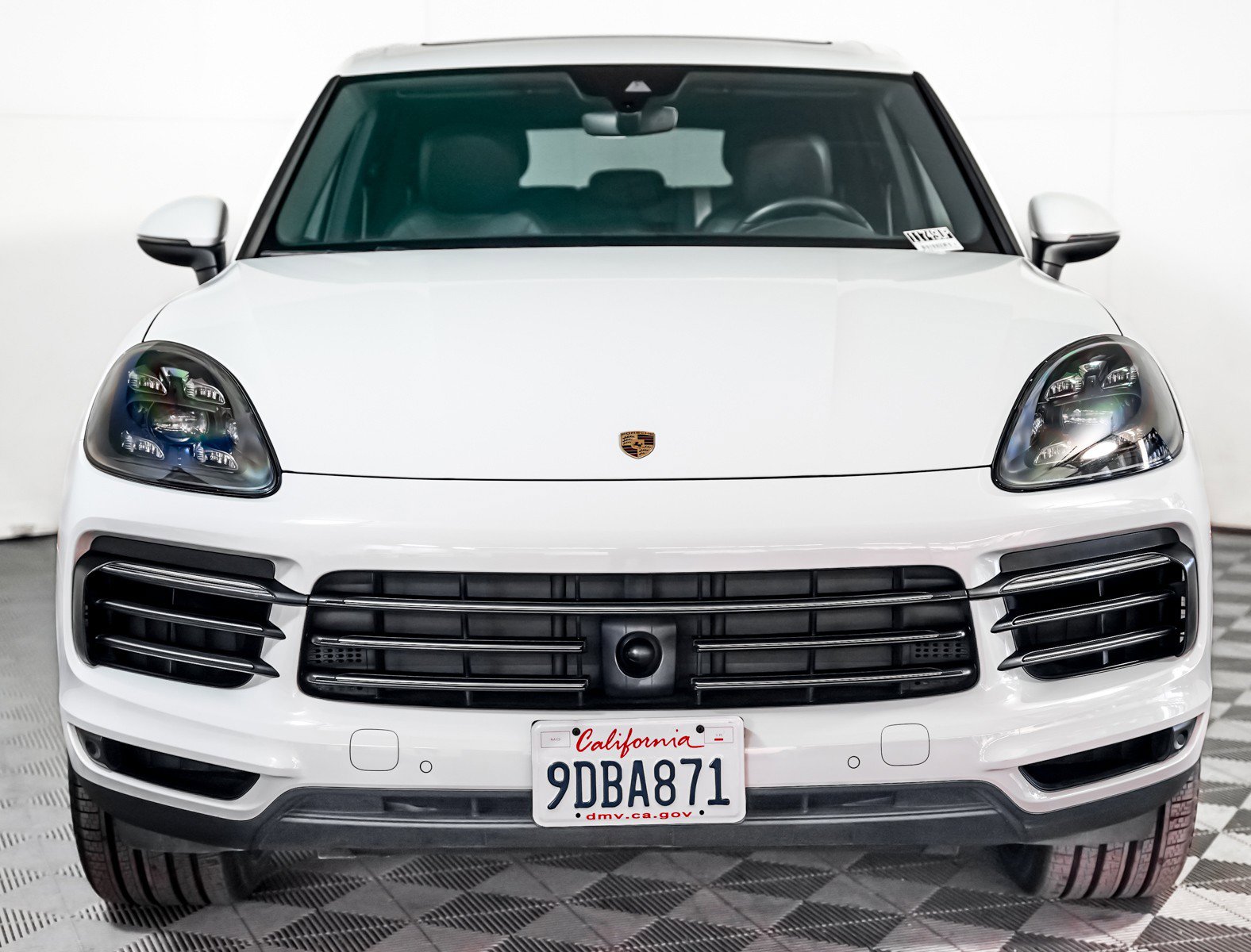 Certified 2022 Porsche Cayenne Platinum Edition w/ Premium Package Plus image 7