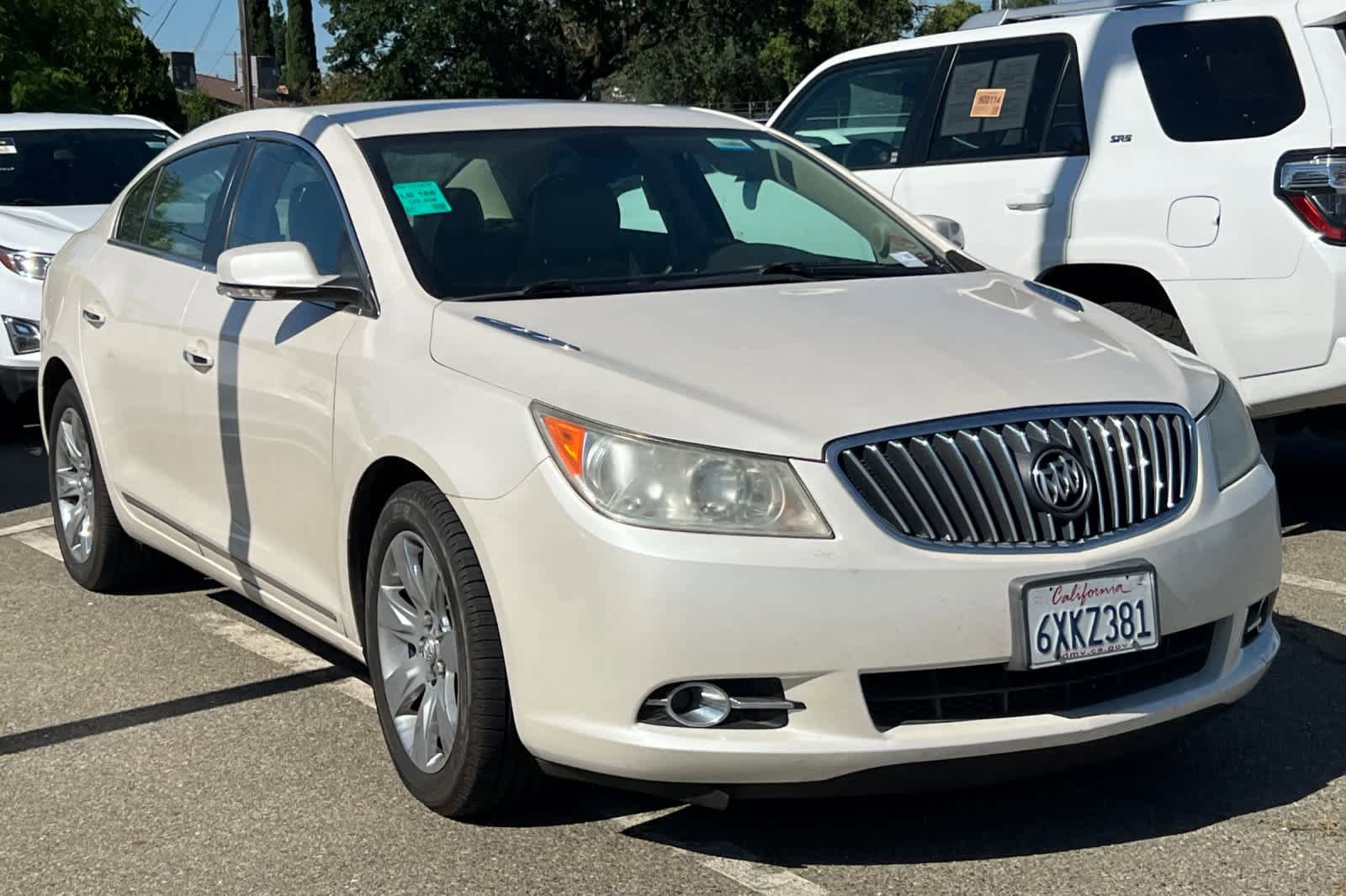 Used 2013 Buick LaCrosse Leather w/ Entertainment Package FWD image 3