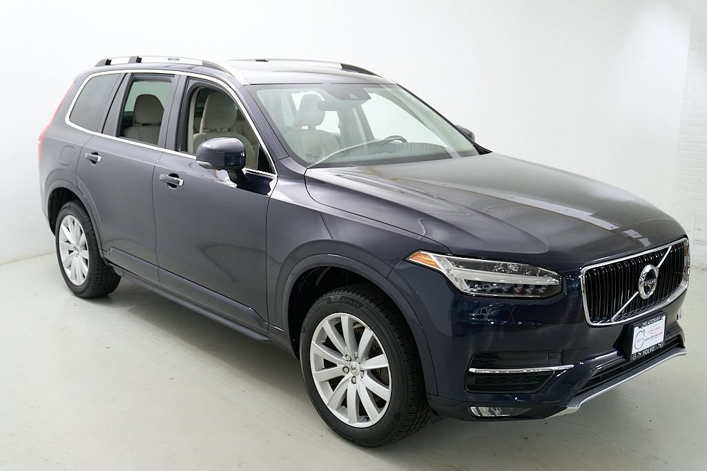 Used 2016 Volvo XC90 T6 Momentum w/ Momentum Plus Package AWD/4WD image 4