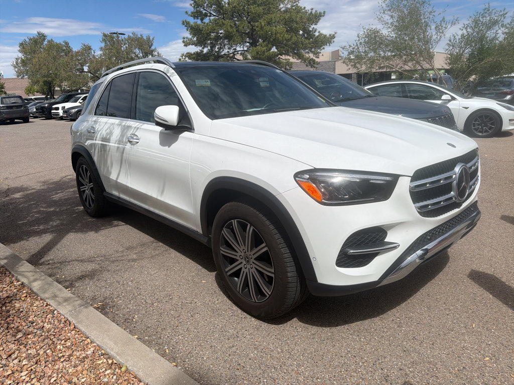 Used 2024 Mercedes-Benz GLE 350 4MATIC image 3