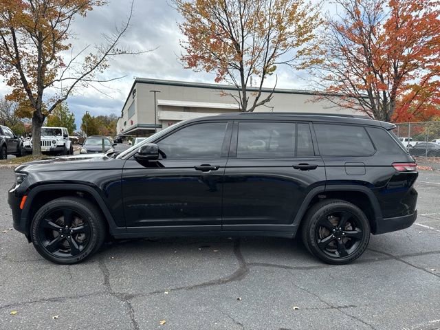 Used 2022 Jeep Grand Cherokee L Laredo image 16