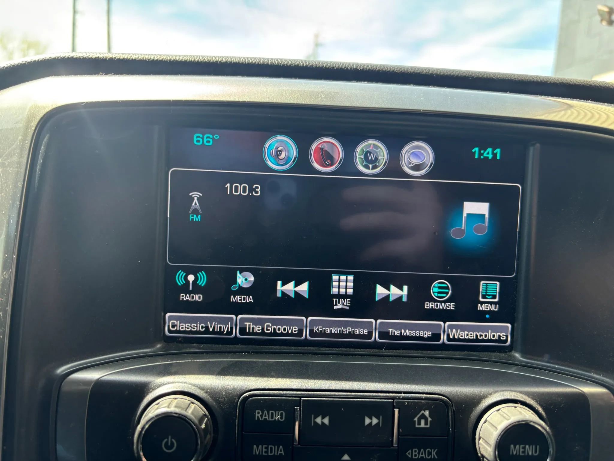 Used 2016 Chevrolet Silverado 1500 LT w/ All Star Edition AWD/4WD image 23