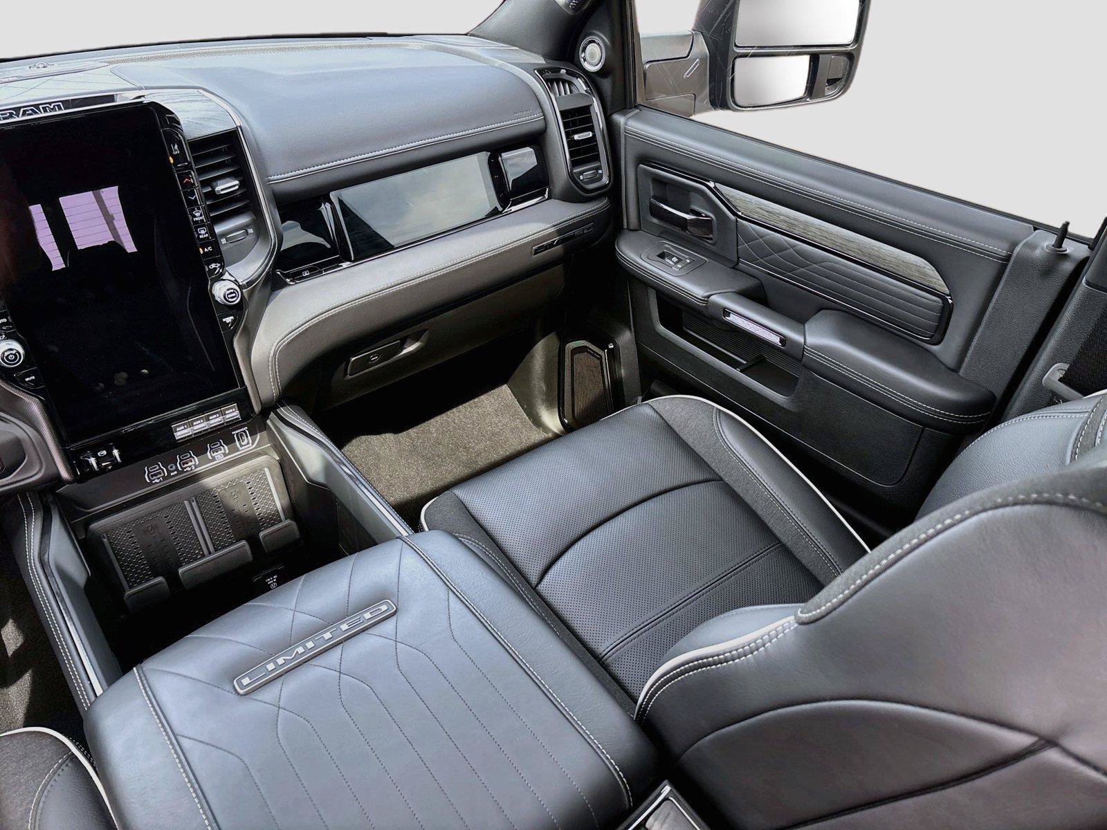 Certified 2026 RAM 3500 Limited AWD/4WD image 26