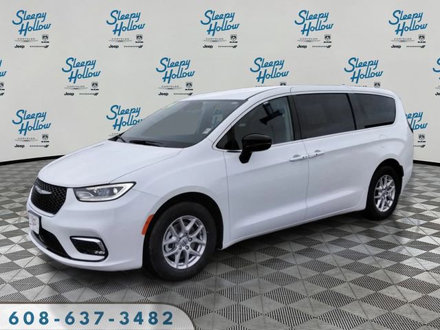 Used 2024 Chrysler Pacifica Touring-L video 1
