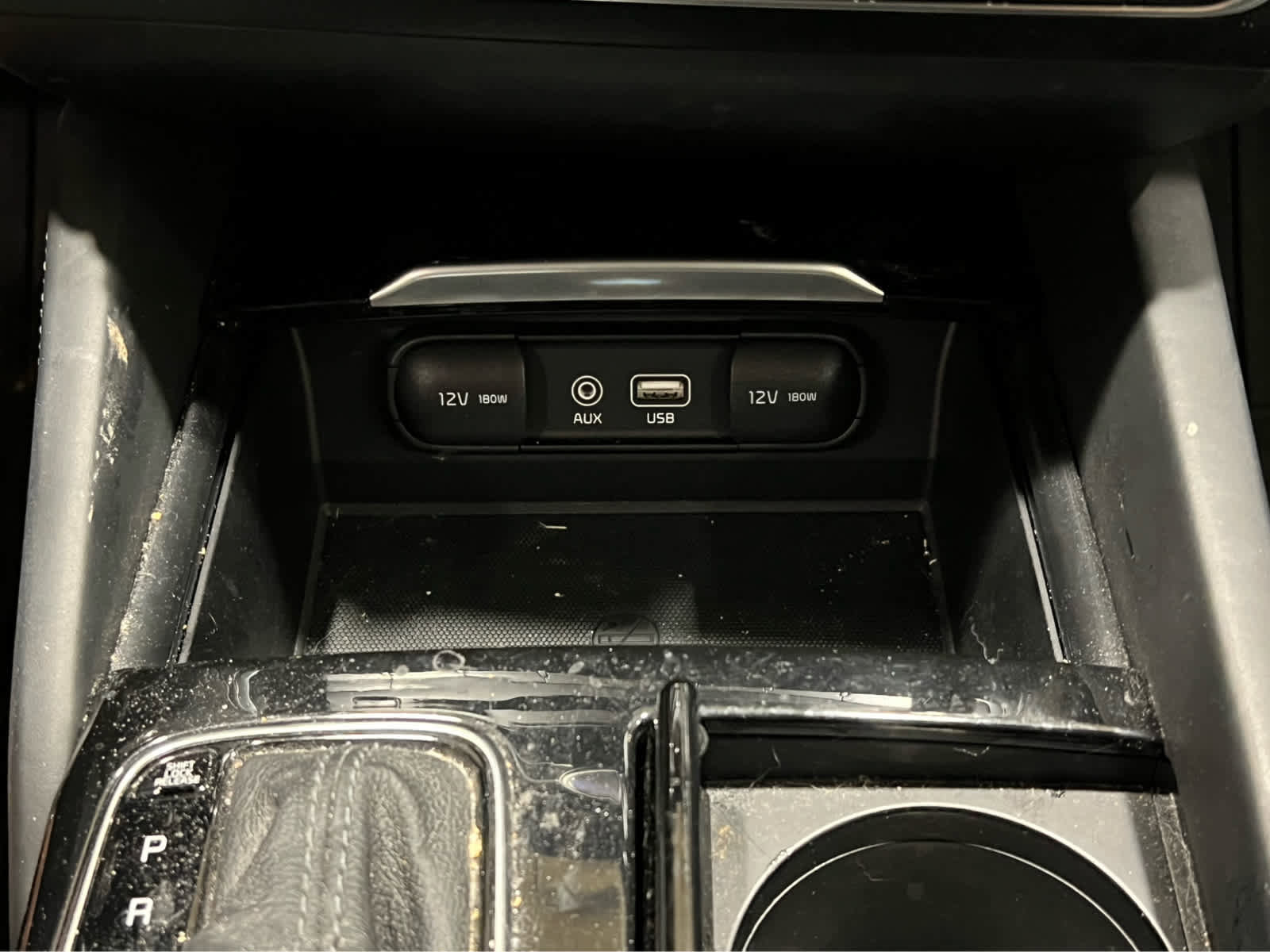 Used 2017 Kia Cadenza Premium w/ Luxury Package FWD image 18