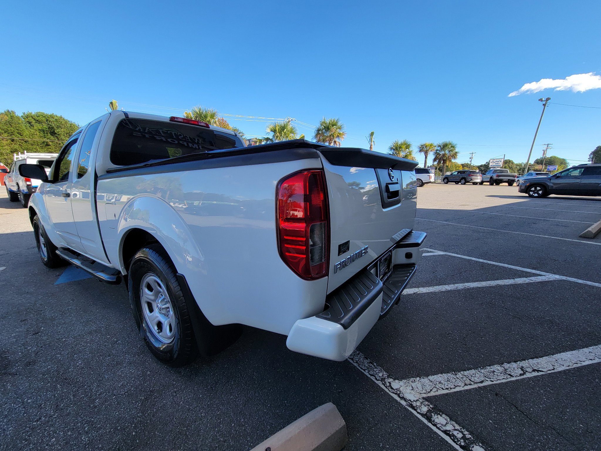 Used 2020 Nissan Frontier S w/ S Utility Package image 10