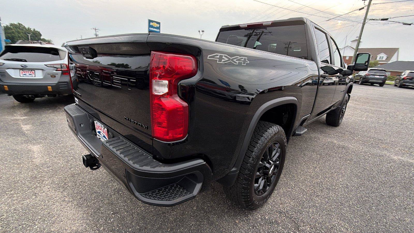 New 2026 Chevrolet Silverado 2500 Custom w/ Custom Value Package AWD/4WD image 8