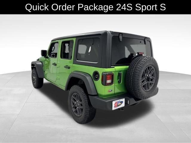 Used 2025 Jeep Wrangler Unlimited Sport AWD/4WD image 4